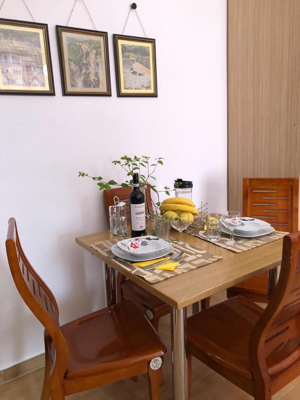 Of Shpresa Apartment *